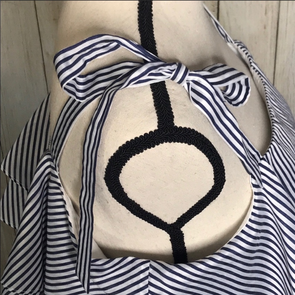 Gianni Bini Jenna Hello Sailor Shoulder Tie Crop - Picture 4 of 7